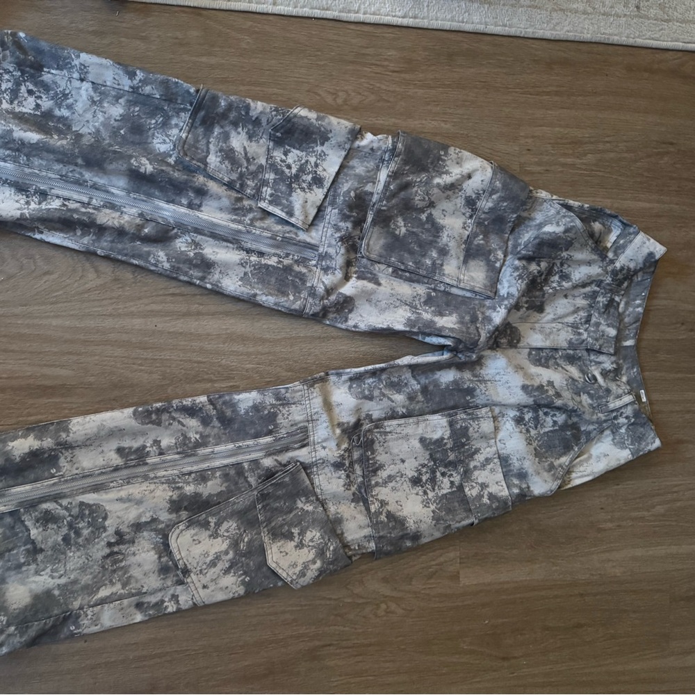 Stylish Gray Tie-Dye Track Pants